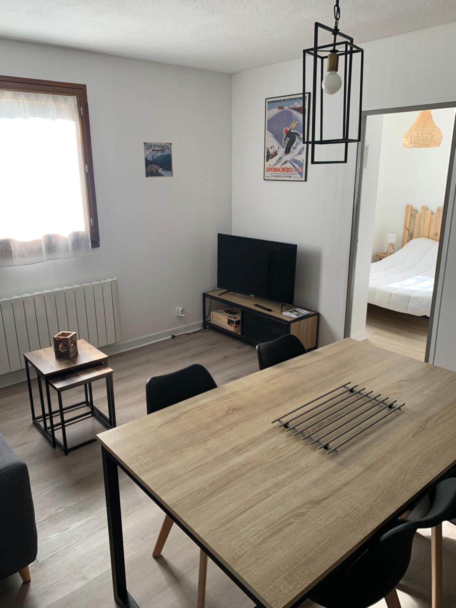 Appartement Au Pied Des Telecabines Res La Soulan Bagnères-de-Luchon Exterior foto